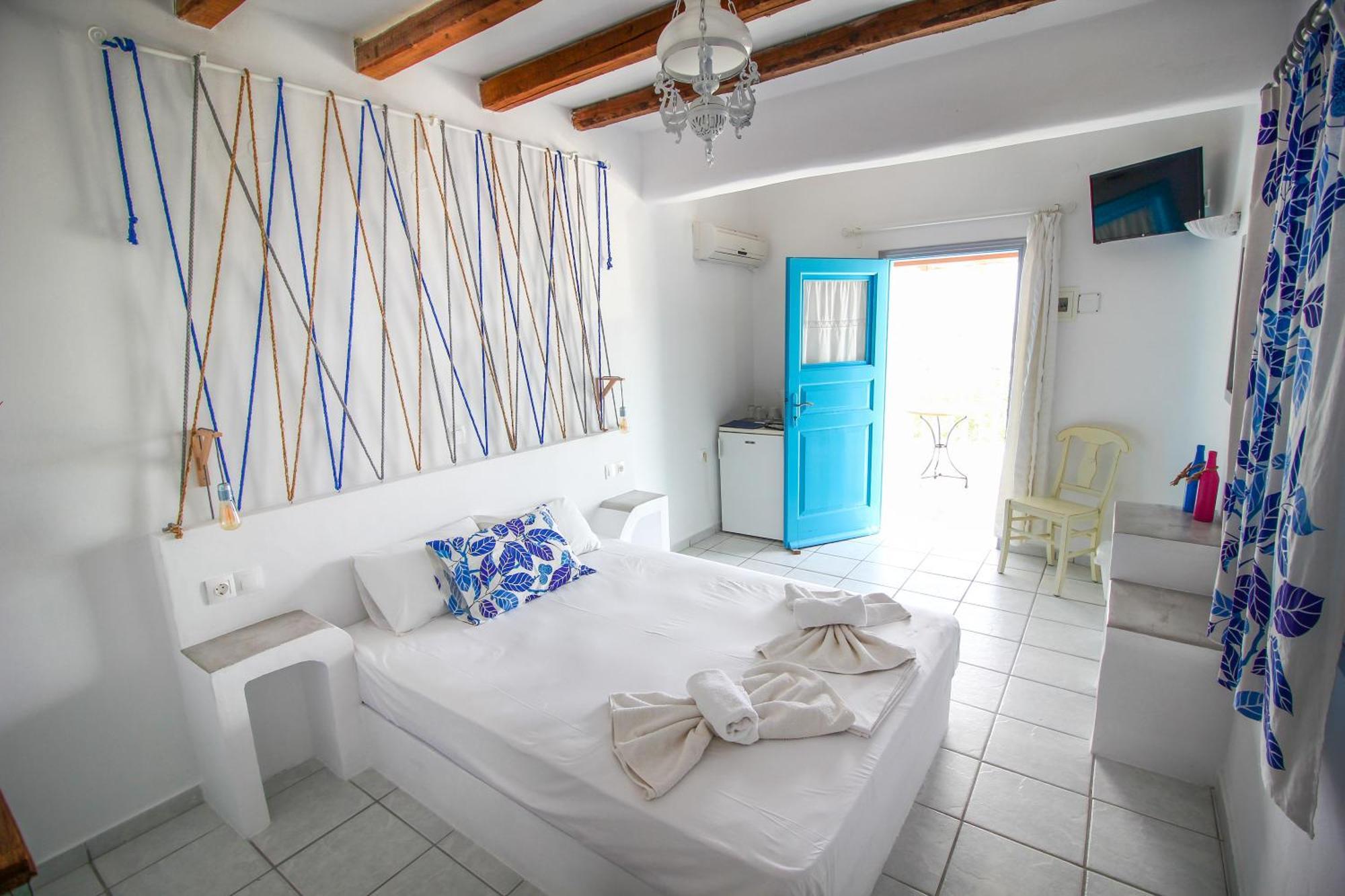 Camares Otel Alopronia Dış mekan fotoğraf